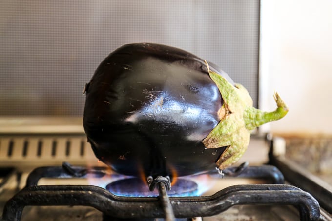 HOW TO ROAST AUBERGINES/EGGPLANTS ON THE STOVE