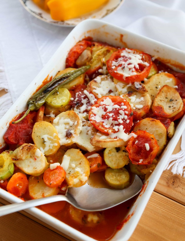 Healthy vegetable potato bake with cheese