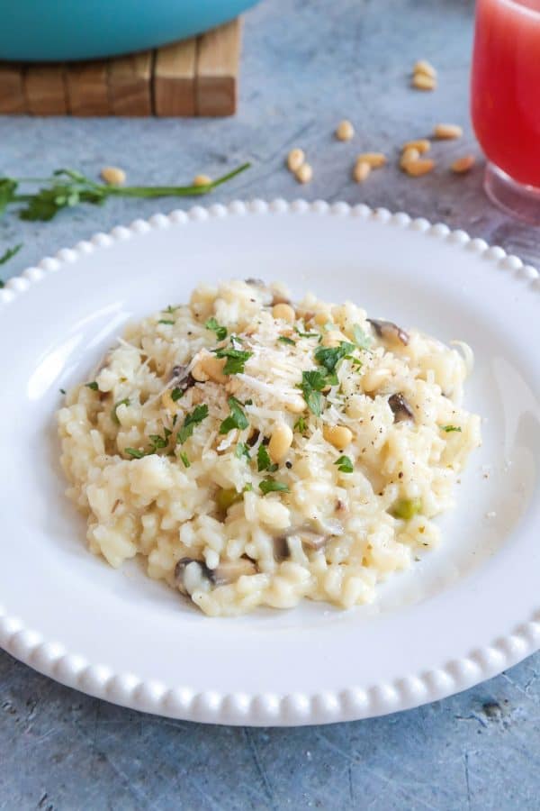 A super easy and quick one pot mushroom risotto recipe, made with white wine and a touch of parmesan cheese...