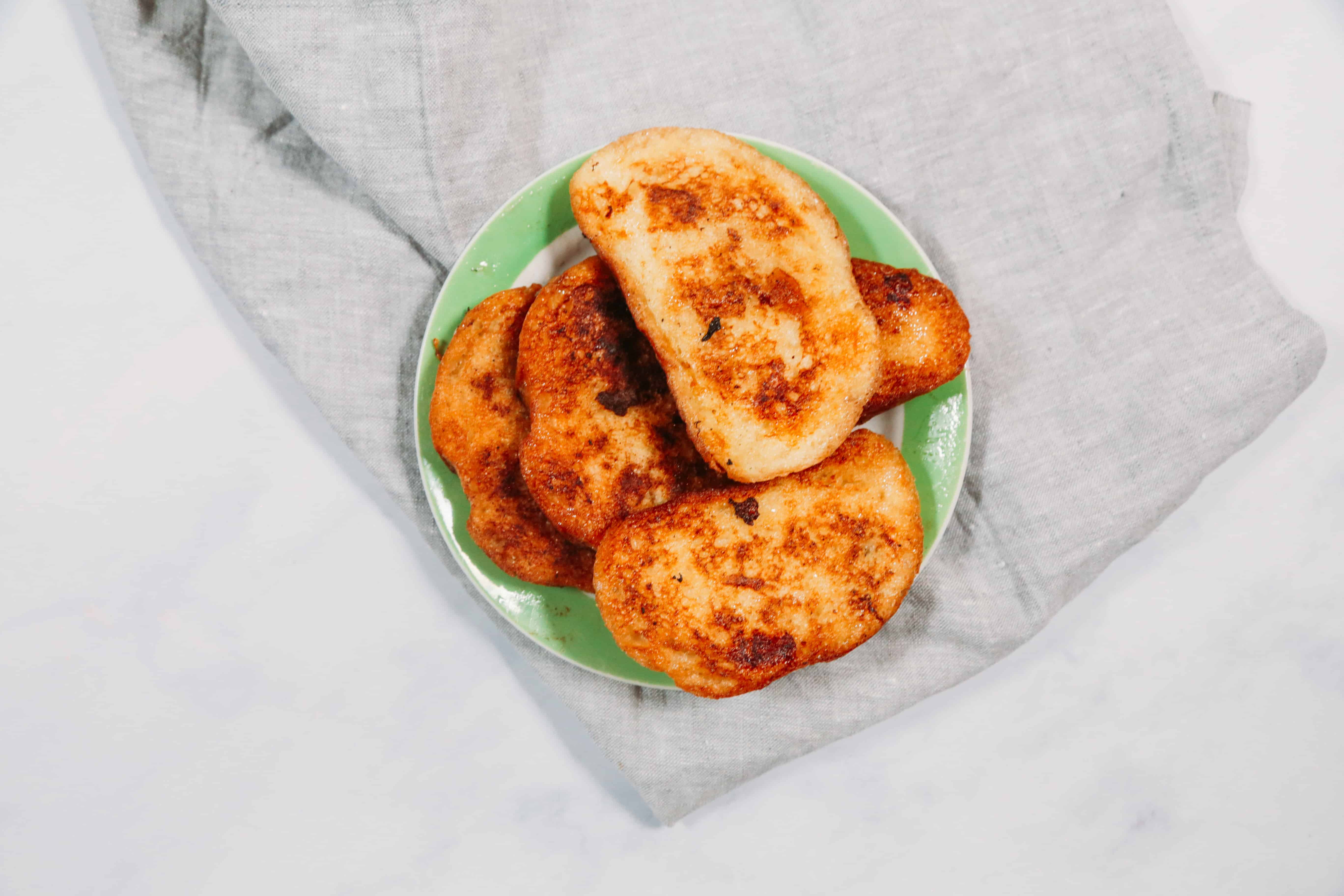 Easy Russian fried bread grenki recipe