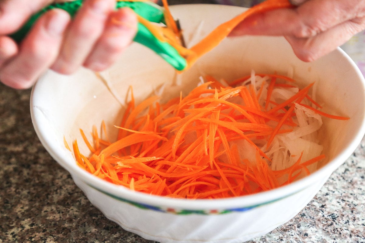 daikon radish slaw