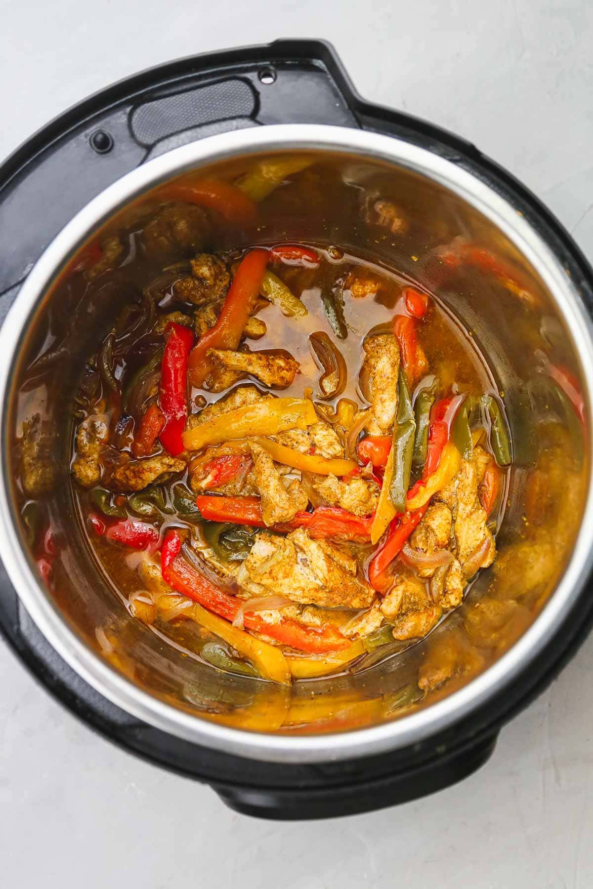 Easy Instant Pot Chicken Fajitas