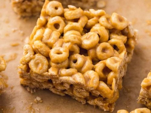 No-Bake Honey Nut Cheerios™ Bites Recipe 