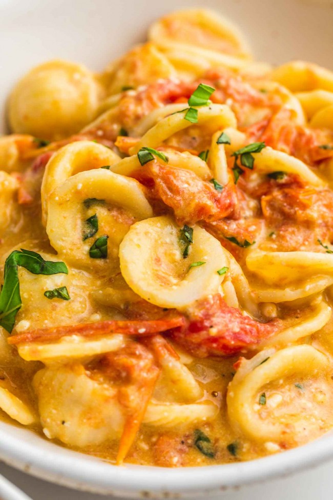 Super Easy Baked Feta Pasta Recipe Little Sunny Kitchen