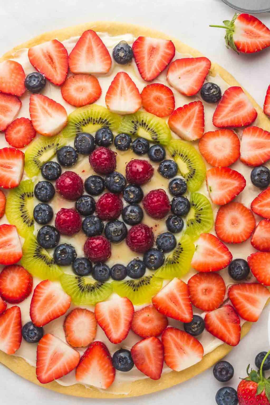 Easy Fruit Pizza (With Sugar Cookie Base and Cream Cheese Frosting!)