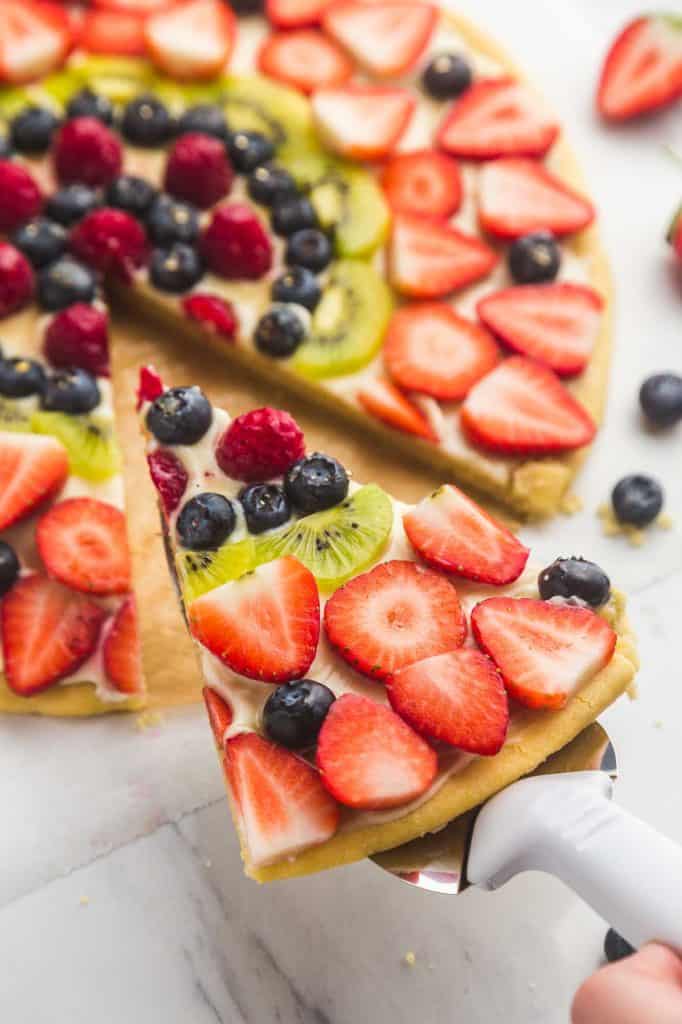 Easy Fruit Pizza (With Sugar Cookie Base and Cream Cheese Frosting!)