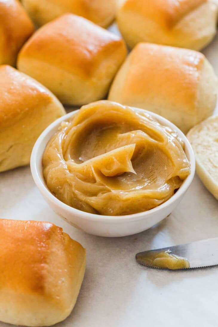Cinnamon Honey Butter (Texas Roadhouse Butter Copycat Recipe)