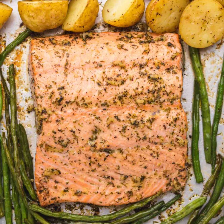 Overhead shot of a sheet pan salmon with green beans and potatoes
