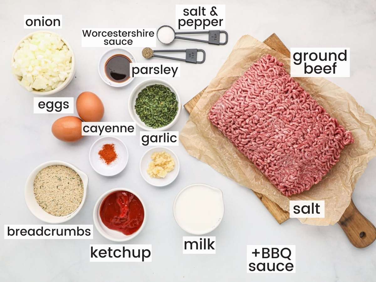 Ingredients needed for making smoked meatloaf