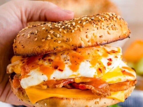 https://littlesunnykitchen.com/wp-content/uploads/2022/09/Bagel-Breakfast-Sandwich-1-500x375.jpg