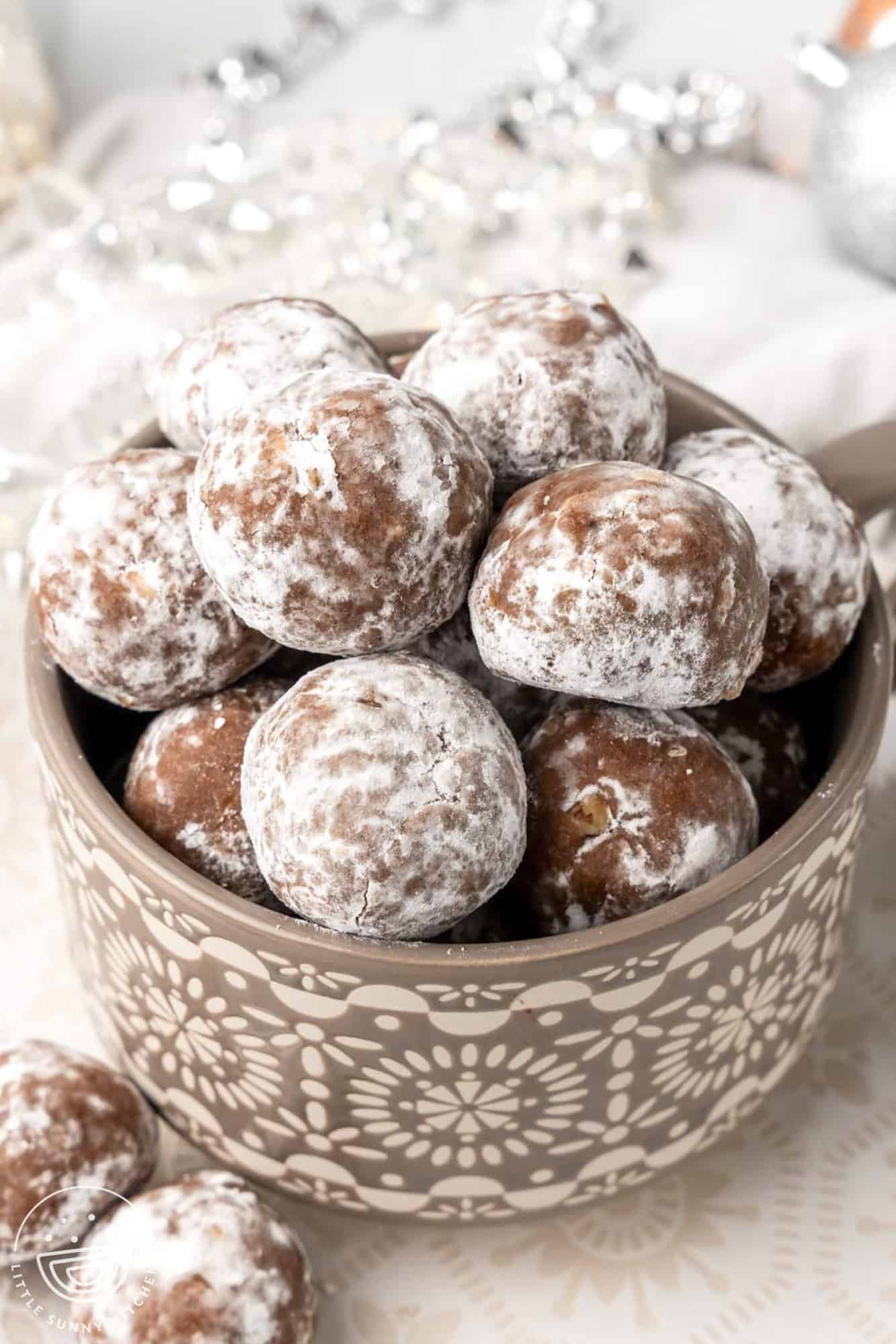 Eggnog Bourbon Balls Recipe