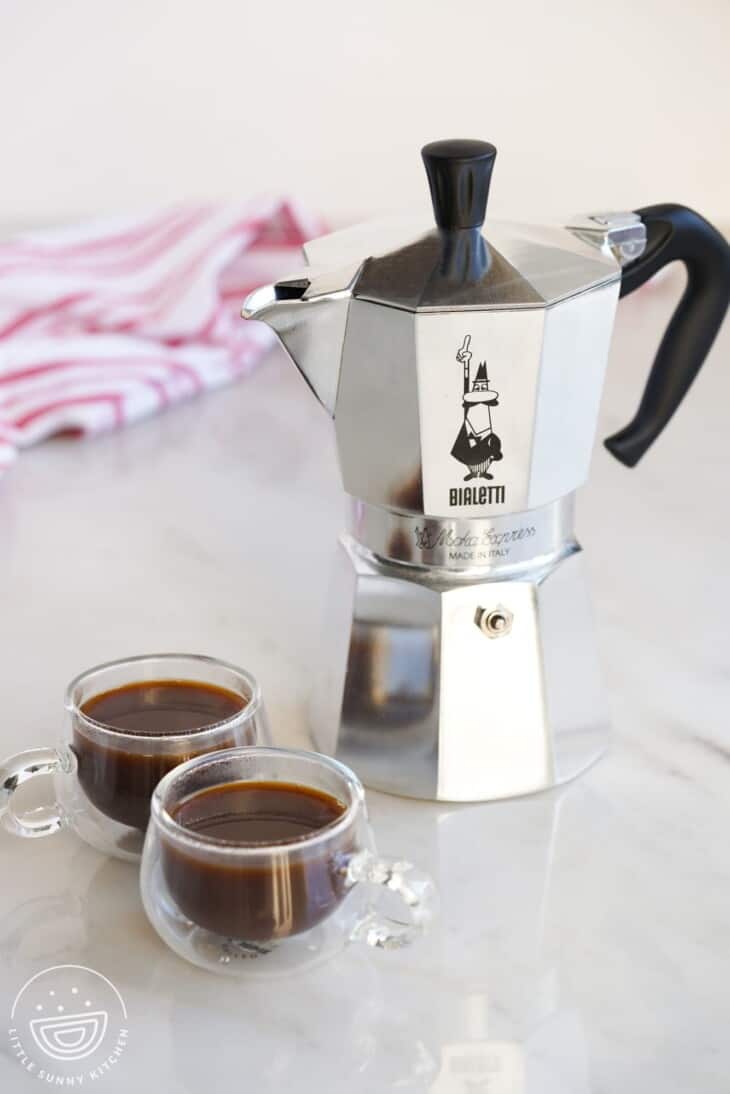 How to Use a Moka Pot (Full Tutorial) Little Sunny Kitchen