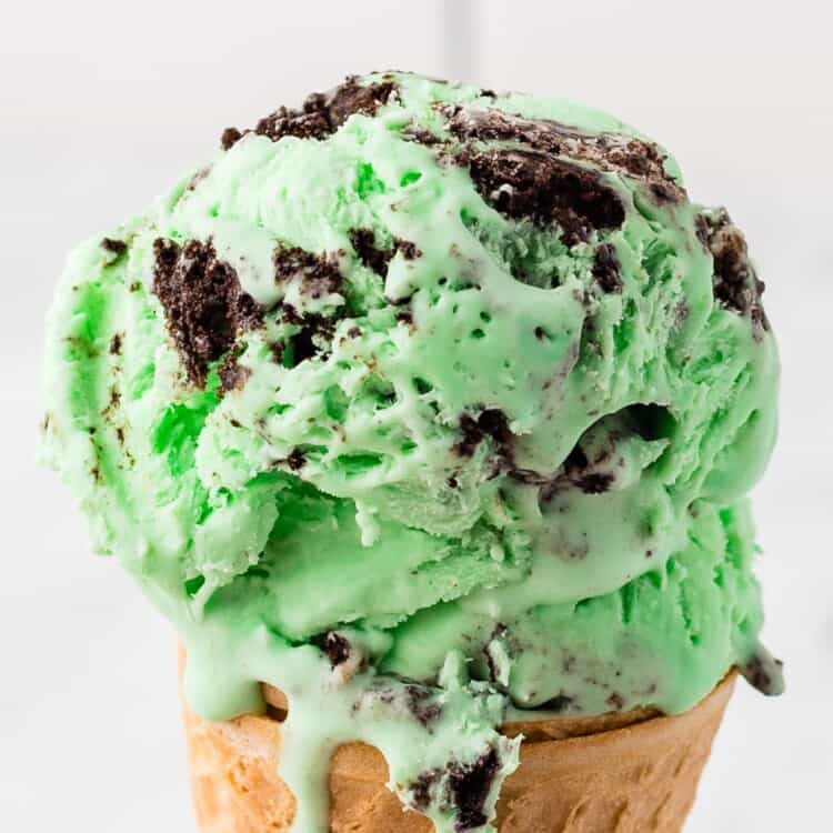 Close up shot of a cone with mint oreo ice cream