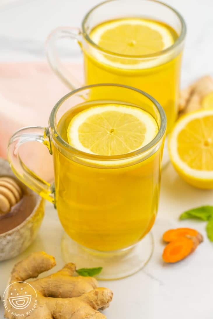 Healthy & Easy Turmeric Ginger Tea - Little Sunny Kitchen