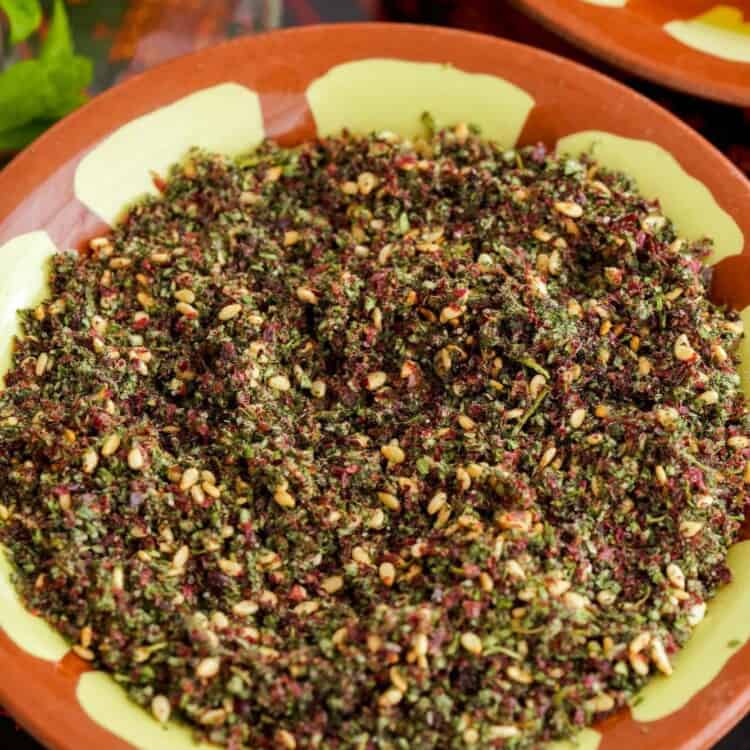 Za’atar Spice in a small oriental brown bowl