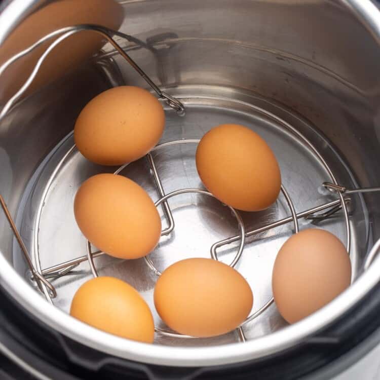 https://littlesunnykitchen.com/wp-content/uploads/2023/05/Instant-Pot-Hard-Boiled-Eggs-1-750x750.jpg