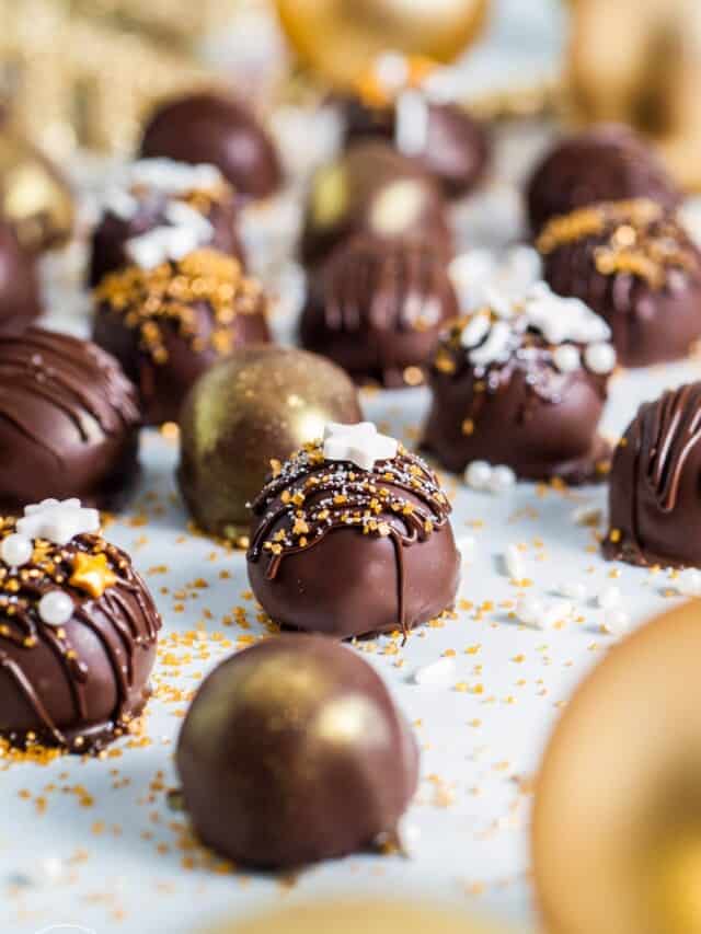 cropped-Cherry-Cordials-3.jpg