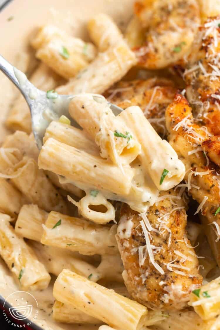 One Pot Parmesan Chicken Pasta Little Sunny Kitchen