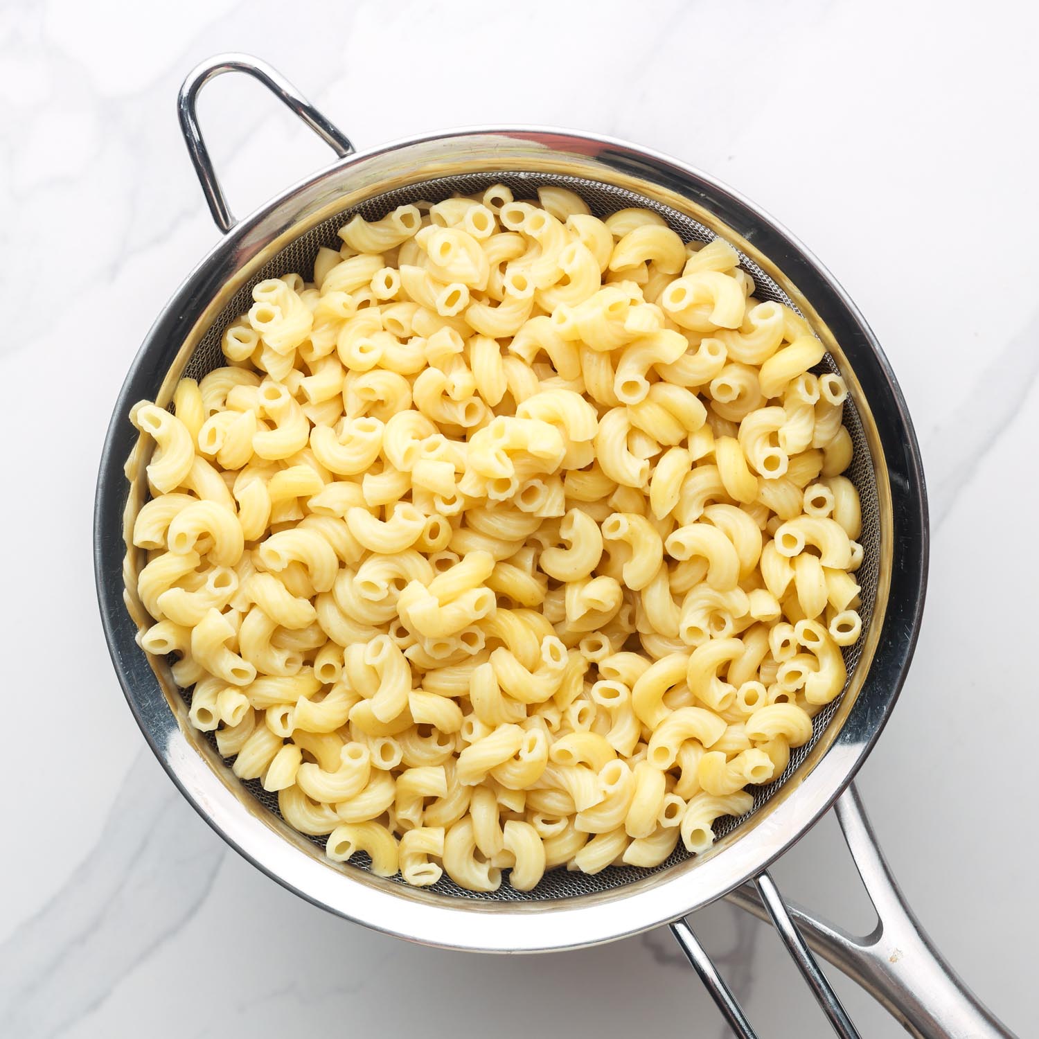 cooked ridged macaroni, drained.