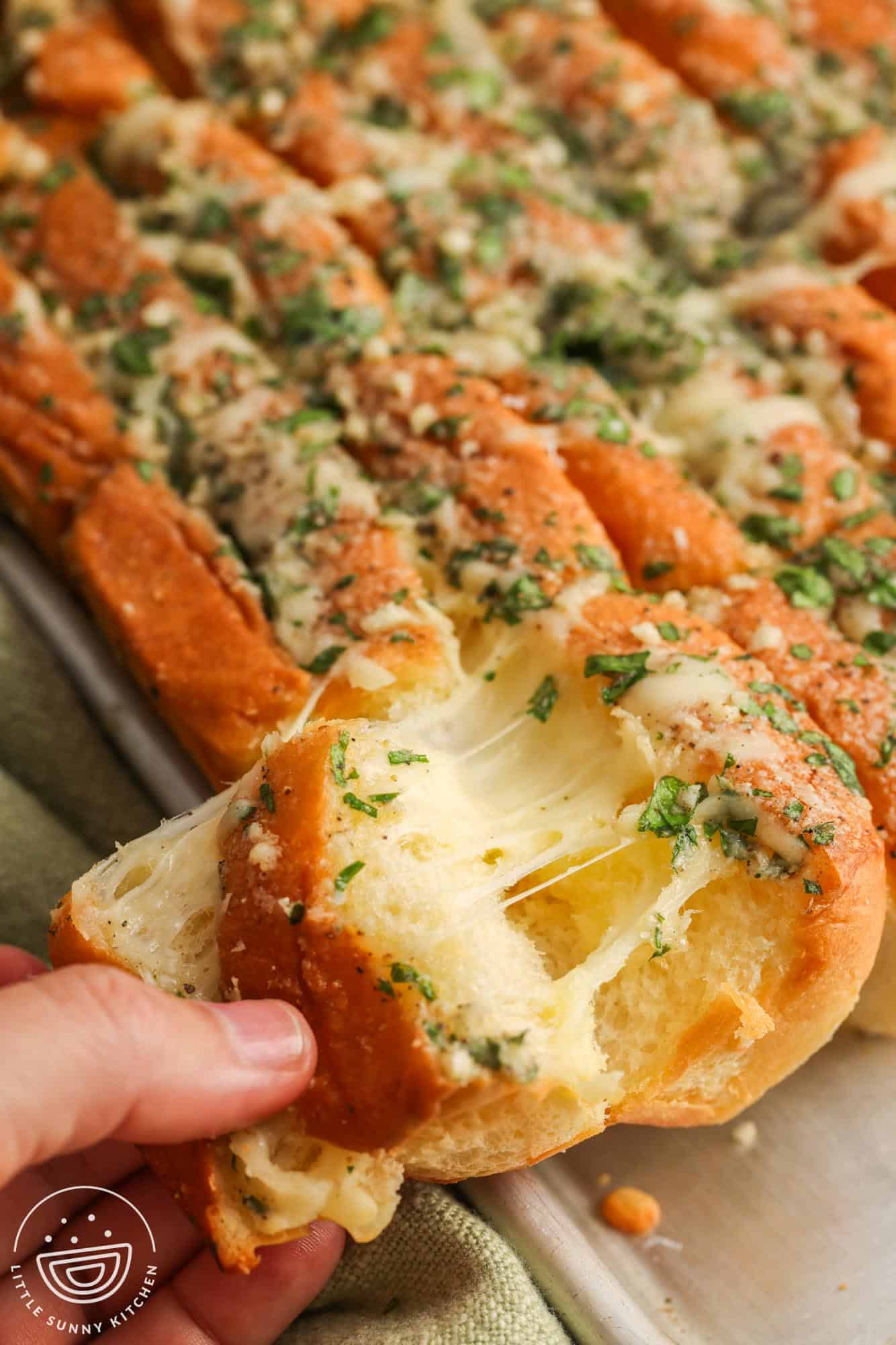 Hawaiian Roll Garlic Bread