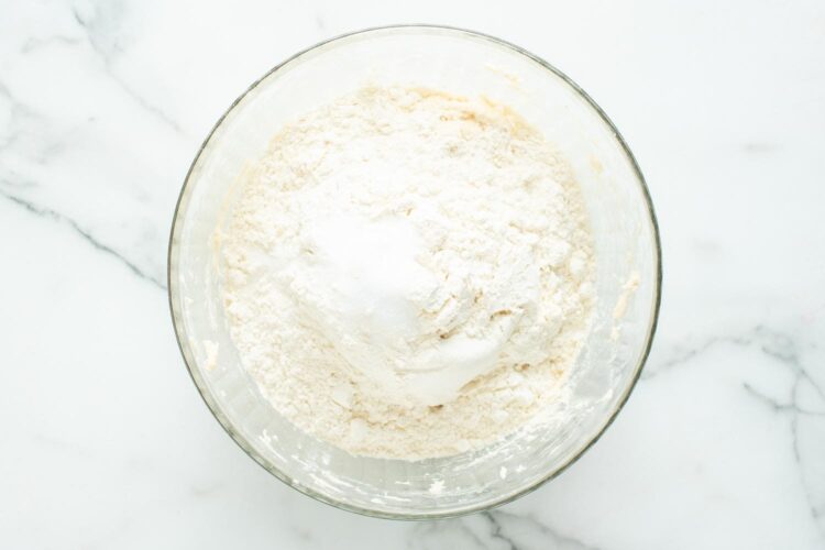 dry ingredients for cookies in a large glass bowl.