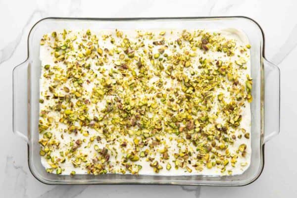 Aish el saraya garnished with crushed pistachios