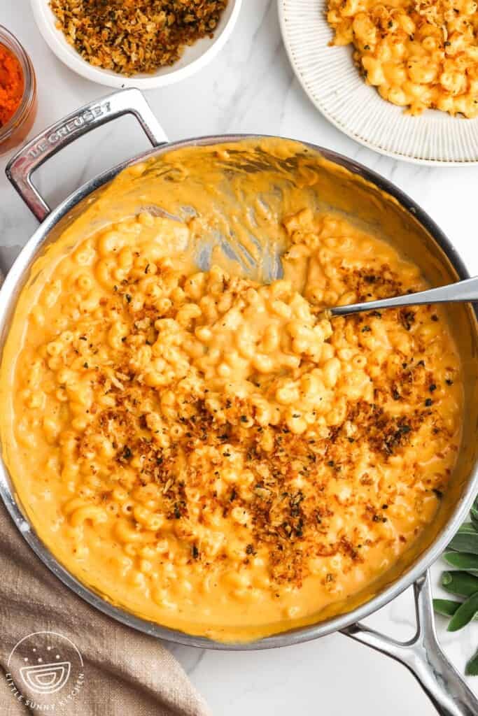 Creamy Pumpkin Mac and Cheese