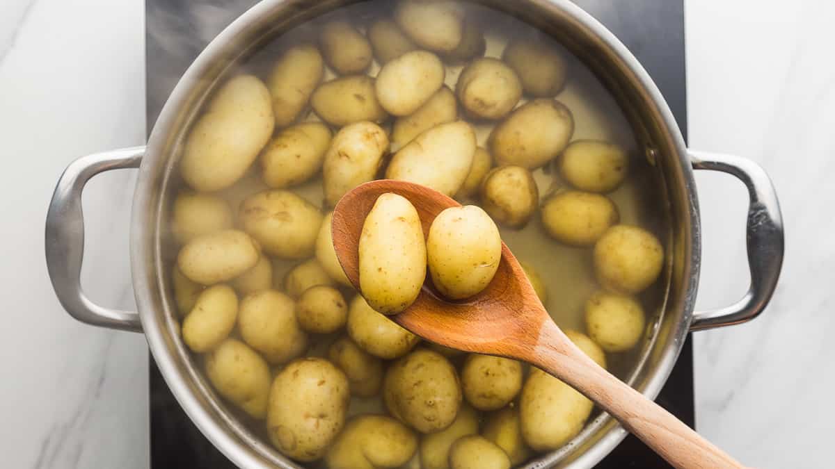 Boiling baby potatoes