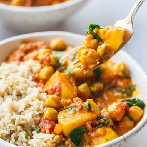 Easy Chickpea Curry (Vegan & Gluten Free) - Little Sunny Kitchen