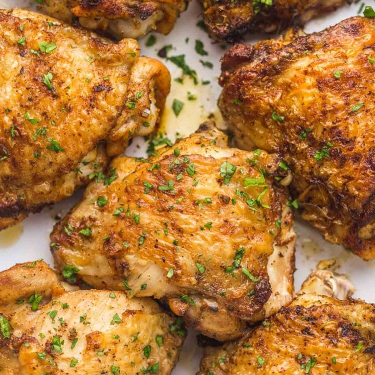 Easy Instant Pot Chicken Thighs Recipe (Juicy and Tender!)